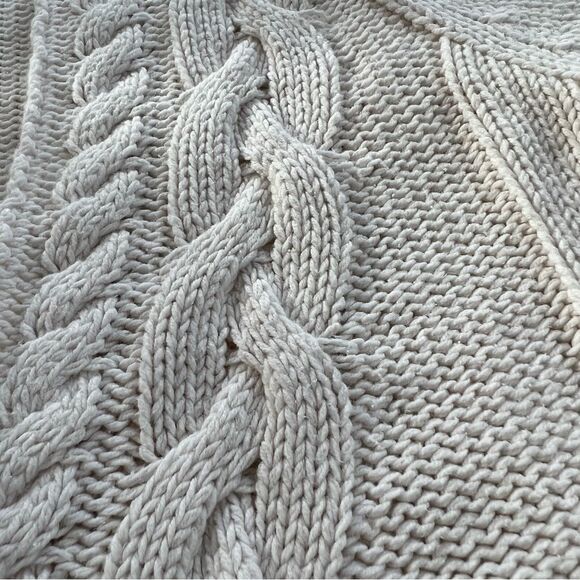 Eddie Bauer Cable Knit Soft  Ivory Long Sleeve One Hook Cardigan Sweater - Picture 4 of 10